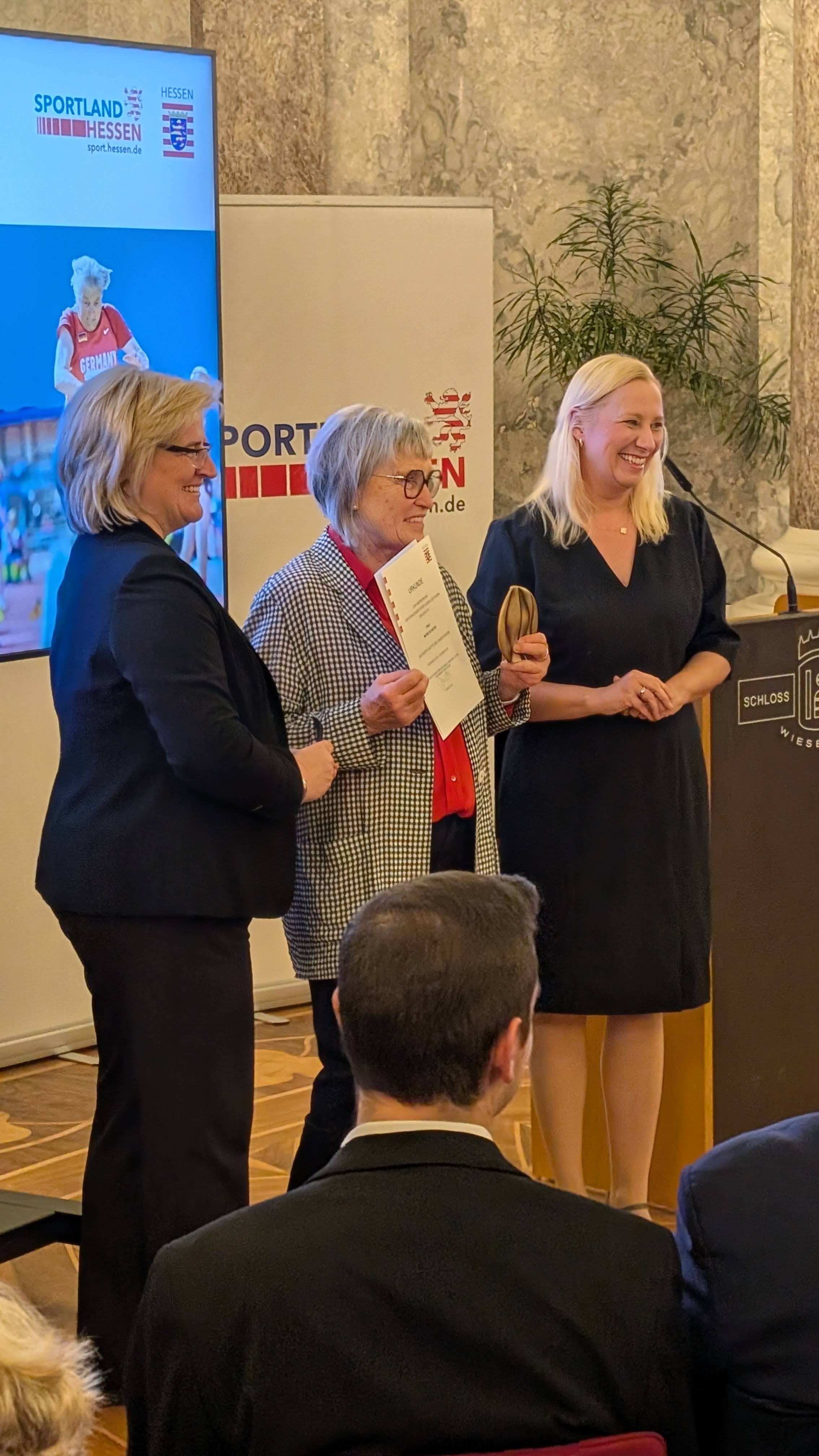 Hessische Sportplakette für Ingrid Schäfer – Eine Leichtathletin mit beeindruckender Lebensleistung